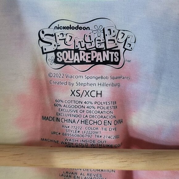 Nickelodeon Spongebob Squarepants T Shirt XS Short Sleeves Crew Be Kind Tie Dye - Picture 6 of 6